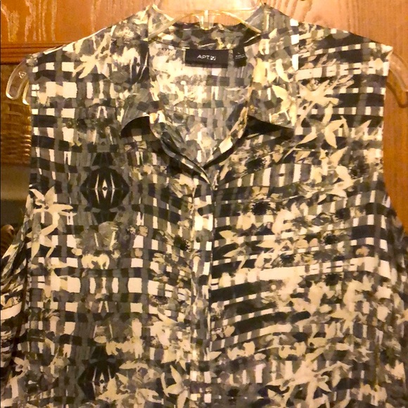 Apt. 9 Tops - Apt 9 High/Low Blouse